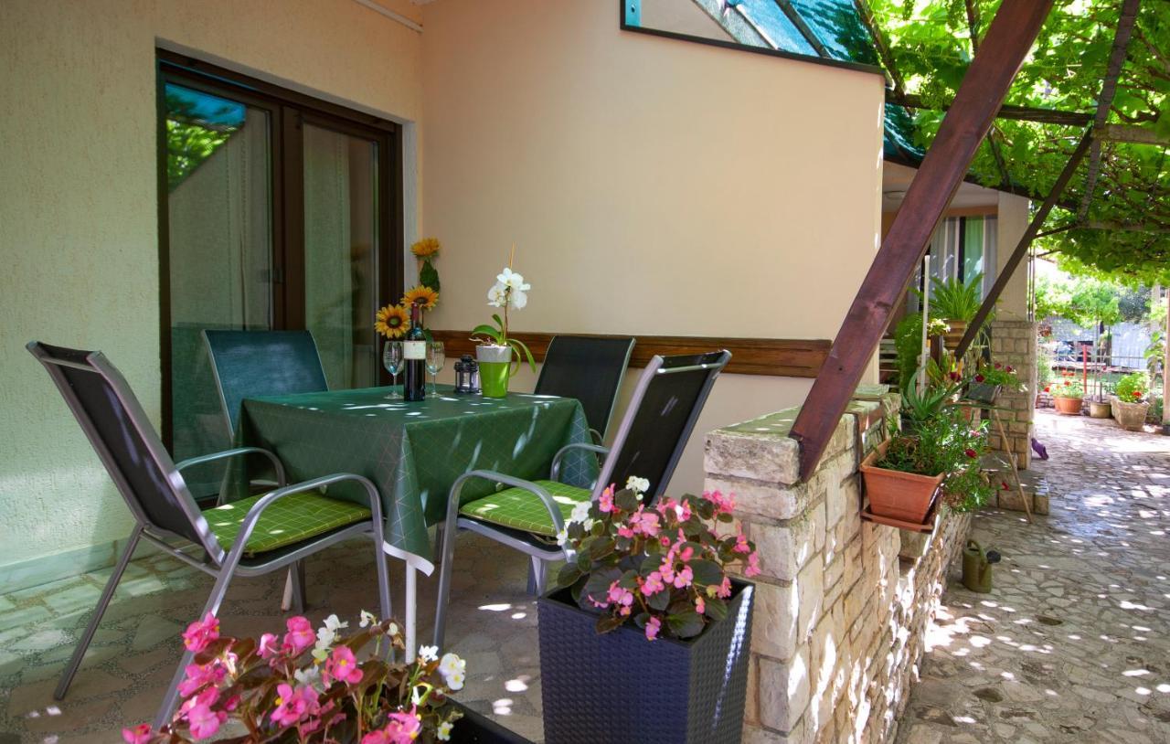 Guest House Ljubica Medulin Exteriör bild
