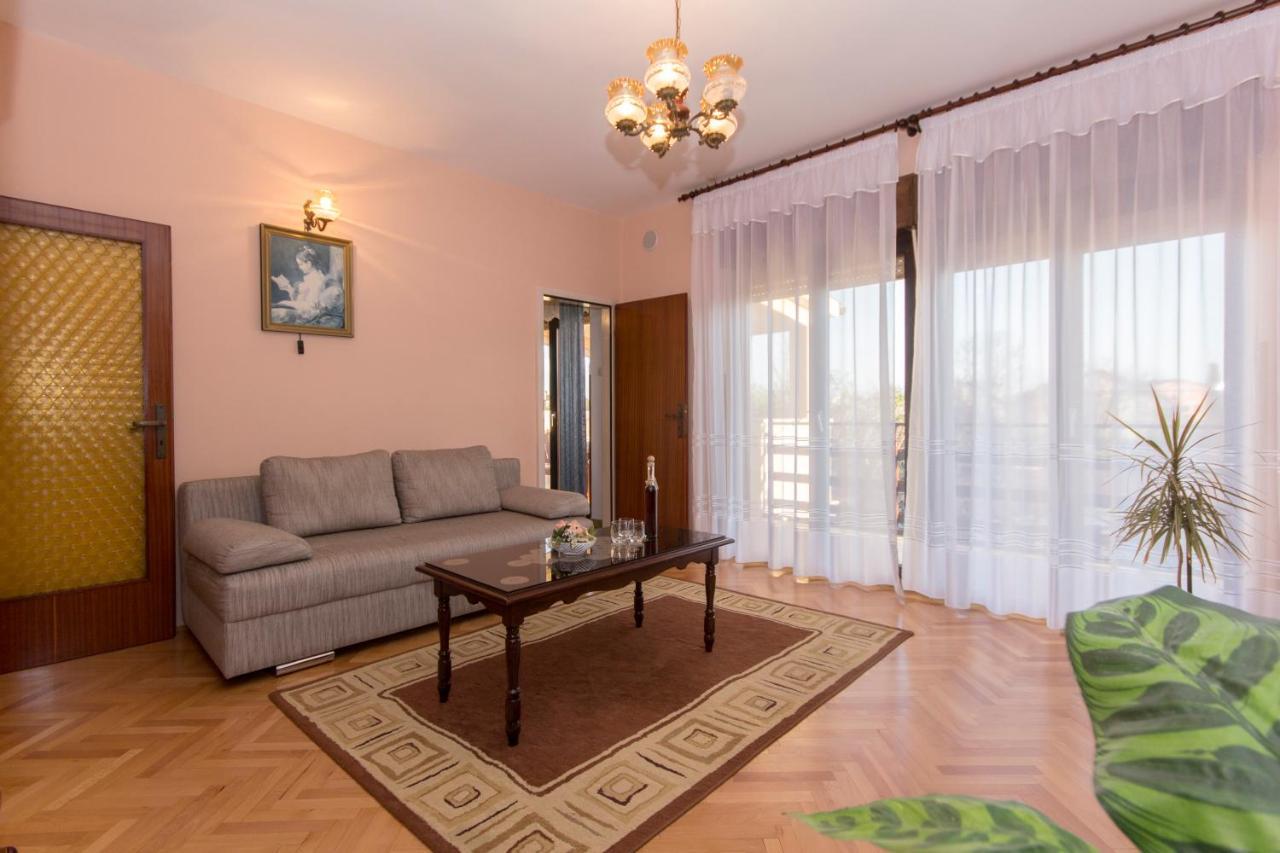 Guest House Ljubica Medulin Exteriör bild